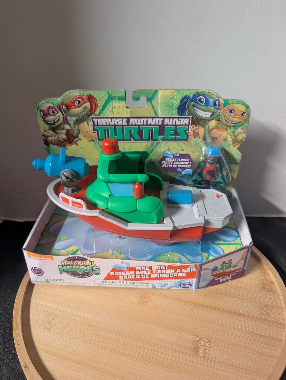 New 2015 Teenage Mutant Ninja Turtles Half-Shell Heroes Fire Boat & Figure